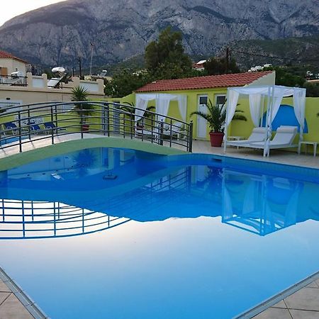 Hotel Mando Маратокампос Екстер'єр фото